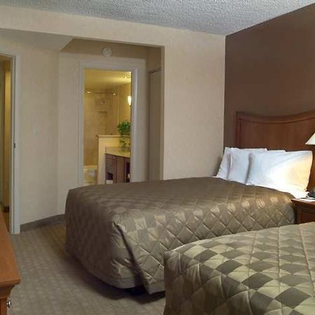 Embassy Suites Cleveland - Downtown Chambre photo