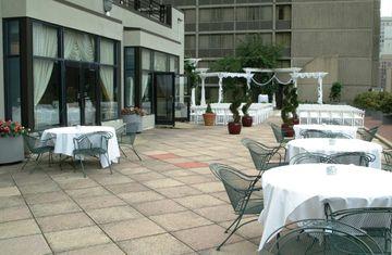 Embassy Suites Cleveland - Downtown Extérieur photo