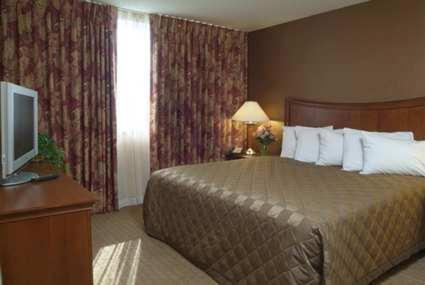 Embassy Suites Cleveland - Downtown Chambre photo